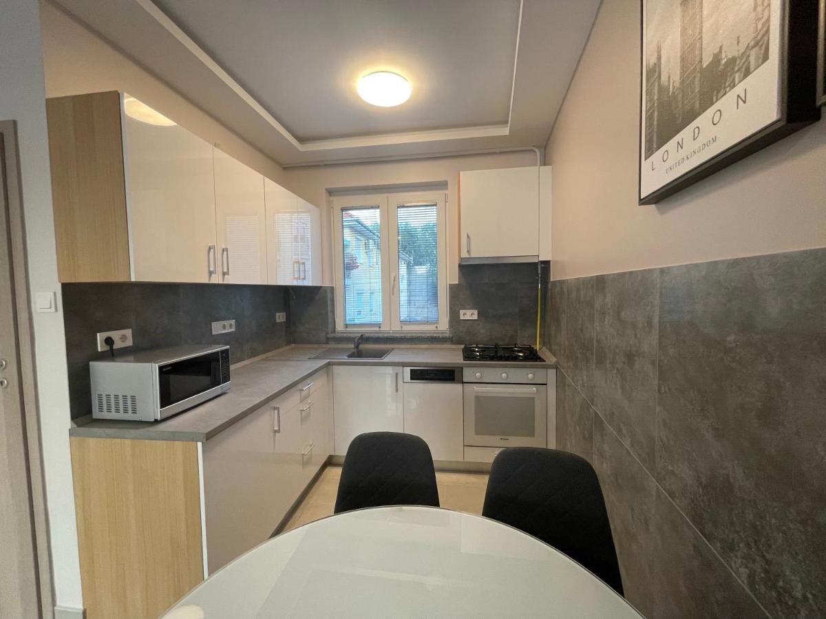 Lara Lux Apartment Hajduszoboszlo Ngoại thất bức ảnh